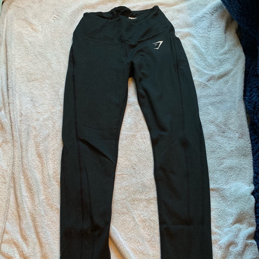Gymshark black leggings with pocket